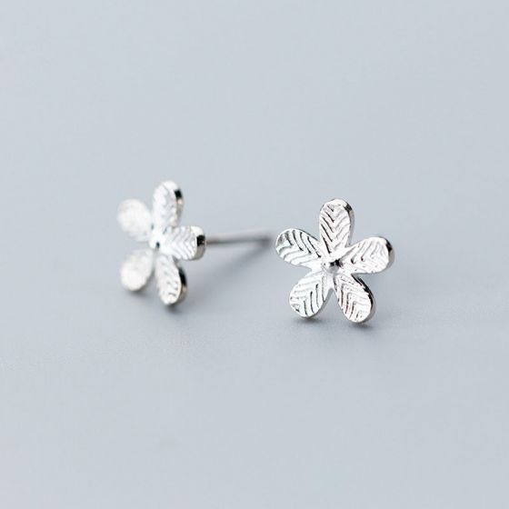 Cute Mini apertura flor 925 Sterling Silver Stud Earrings