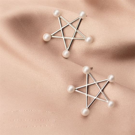 Classic Hollow Shell Pearl Star 925 Sterling Silver Stud Earrings
