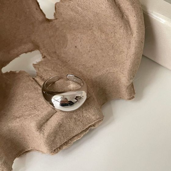 Простое регулируемое кольцо из гладкого серебра 925 пробы