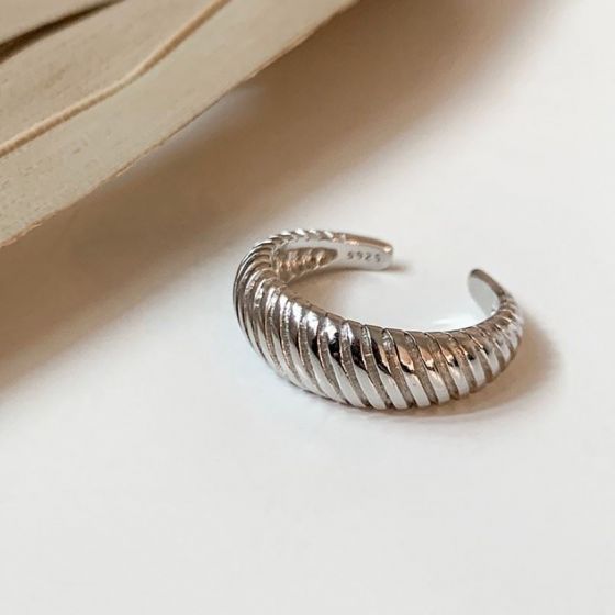 Lady Irregular Twill 925 Sterling Silver Adjustable Ring