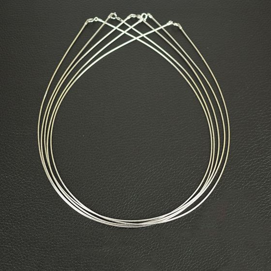 Simple 1mm 925 Sterling Silver Collar Necklace
