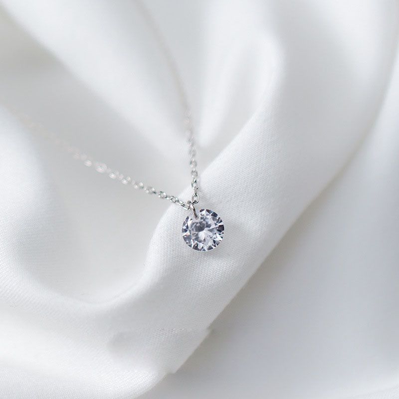 Beautiful Sterling silver 925 sterling Sterling Silver Round CZ Pendant
