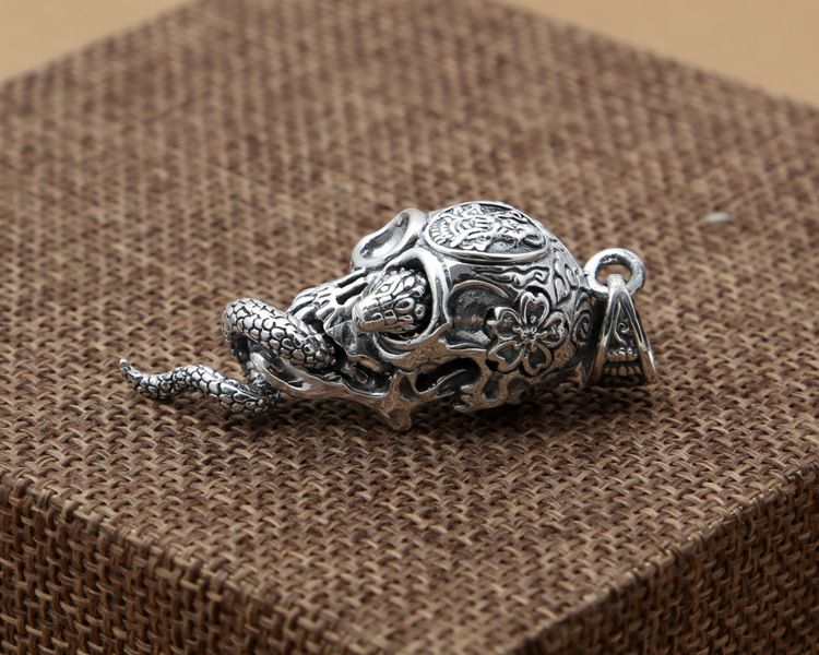 Details about   925 Sterling Silver handmade hand skull men's punk Pendant Charm jewelry S5320 